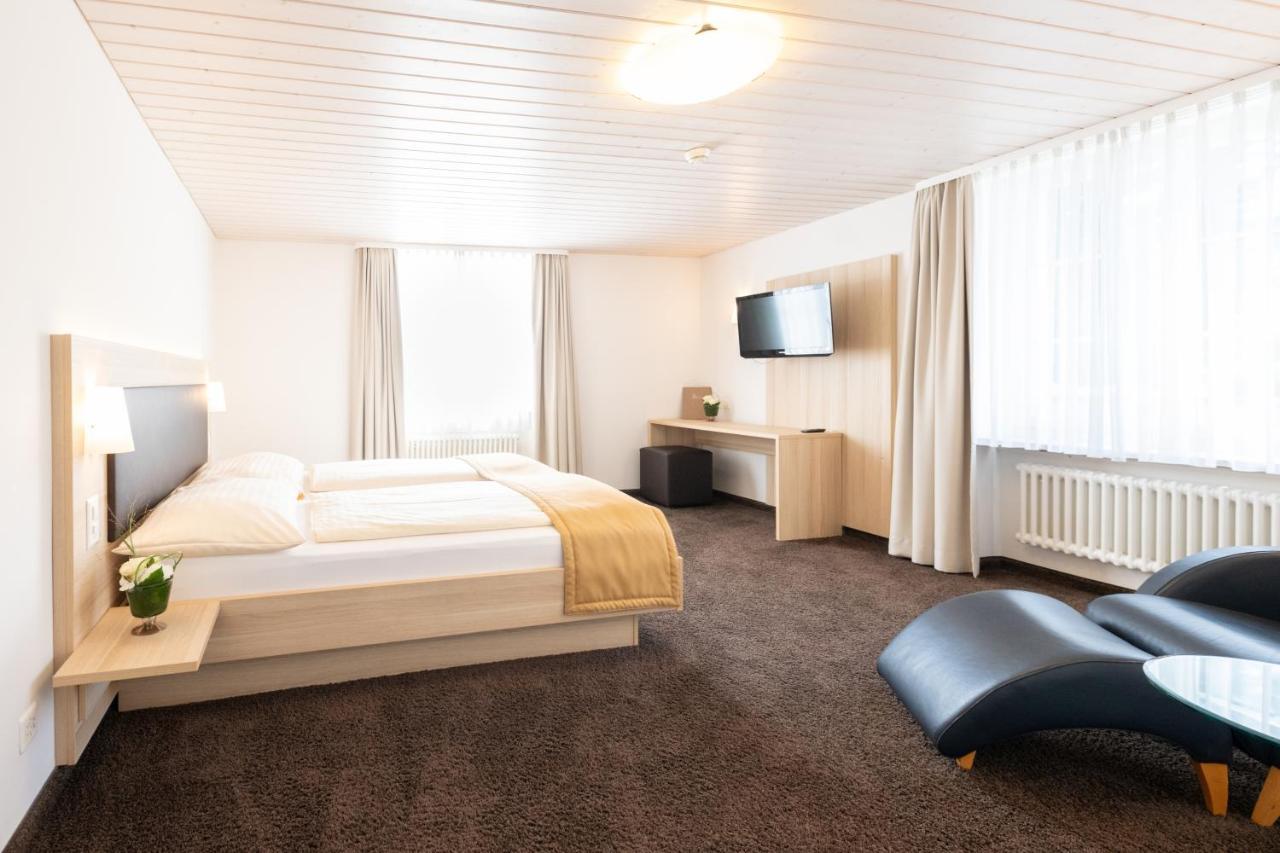 Hotel Zum Goldenen Kreuz Фрауэнфельд Экстерьер фото
